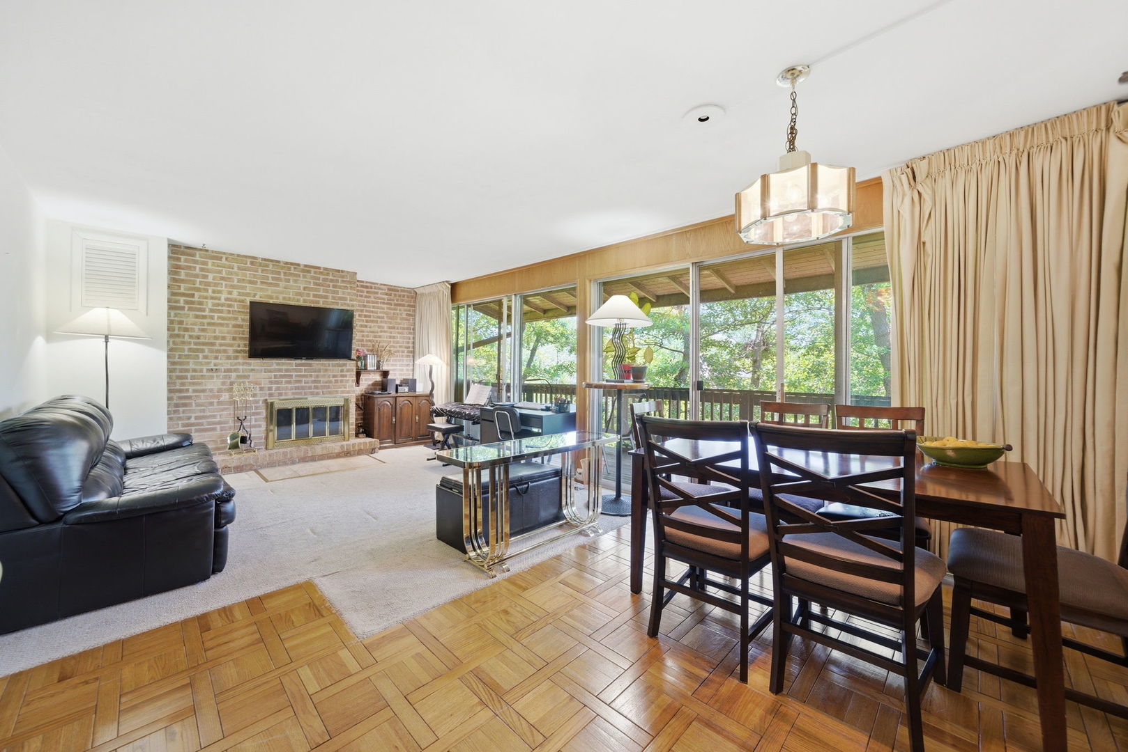 5517 East Lake Drive Lisle IL 60532