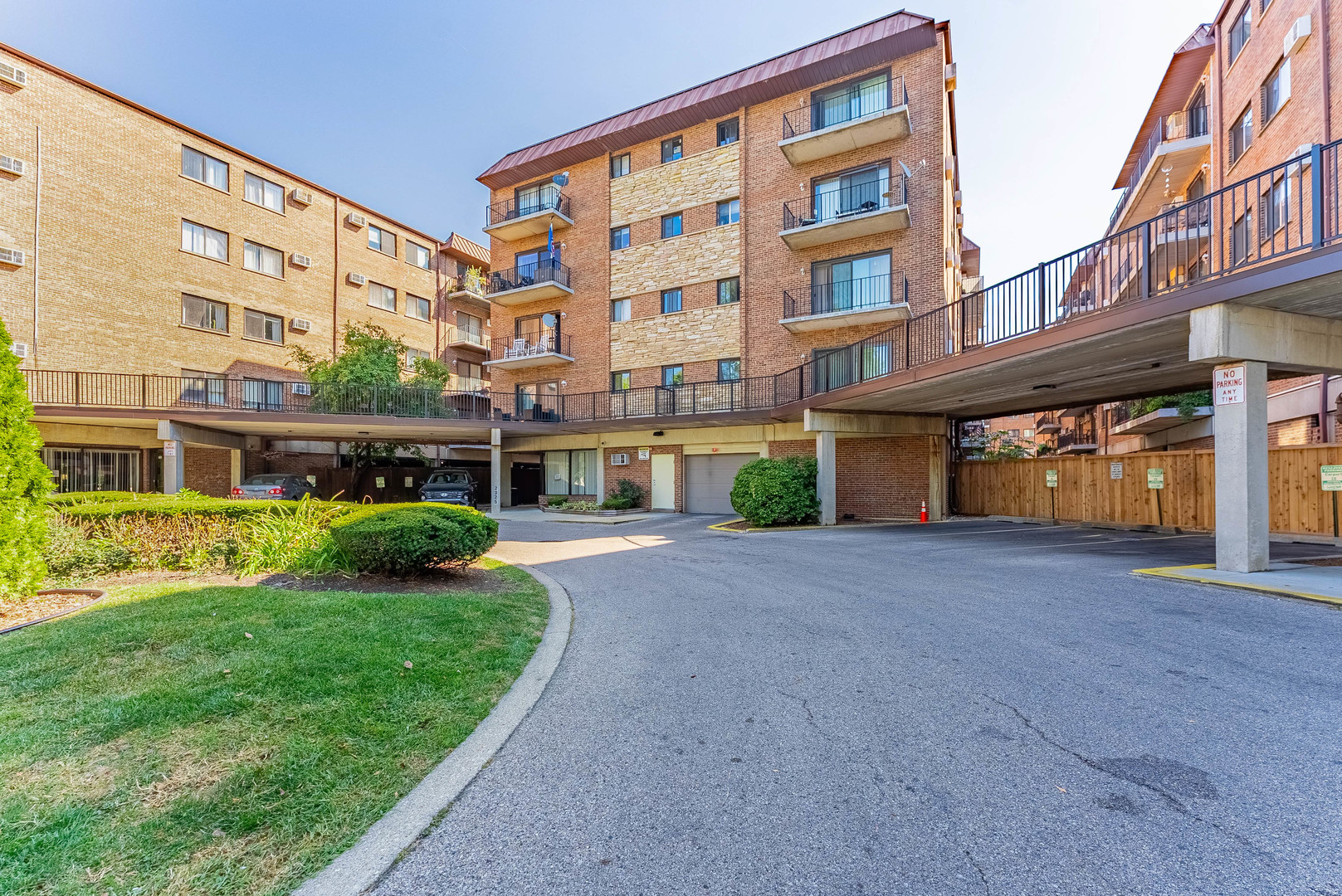 2325 North Neva Avenue Chicago IL 60707