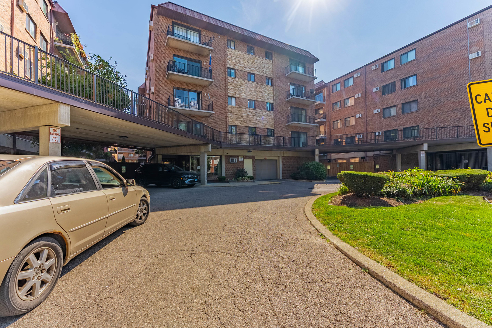 2325 North Neva Avenue Chicago IL 60707