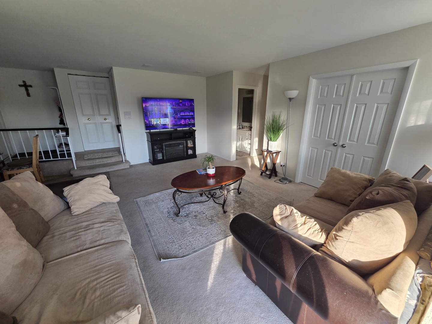 390 Springlake Lane Aurora IL 60504