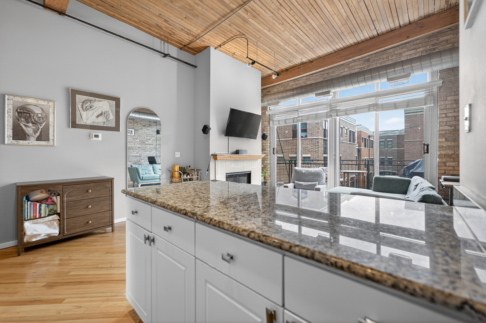 2333 West Saint Paul Avenue Chicago IL 60647
