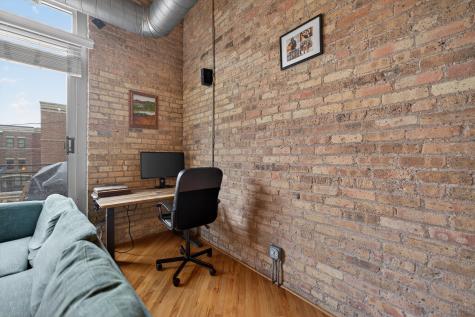 2333 West Saint Paul Avenue Chicago IL 60647