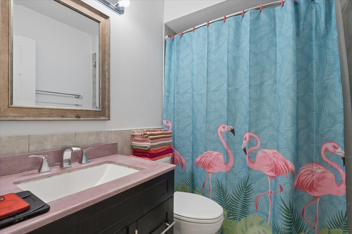 8455 West Leland Avenue Chicago IL 60656