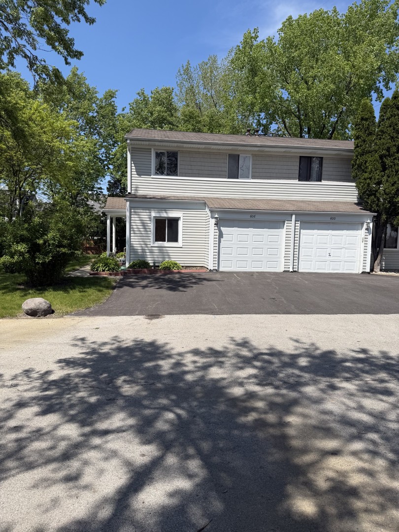 606 Bridgeport Place Wheeling IL 60090