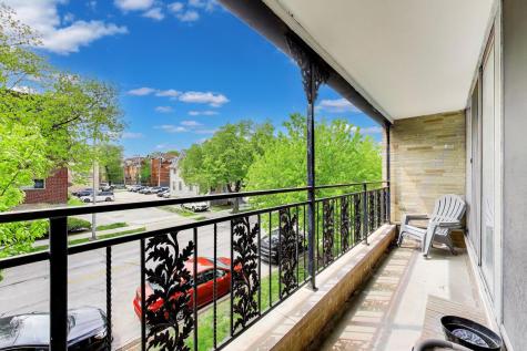 1008 Washington Boulevard Oak Park IL 60302
