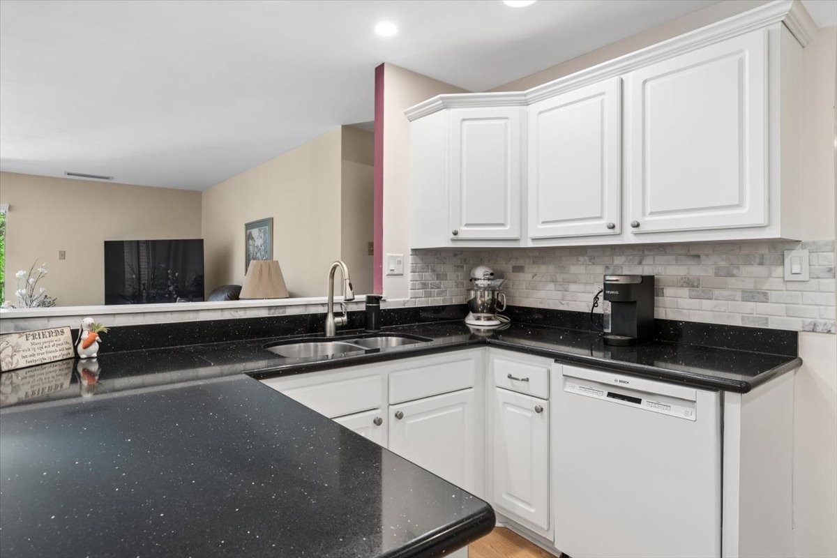 6565 Main Street Downers Grove IL 60516