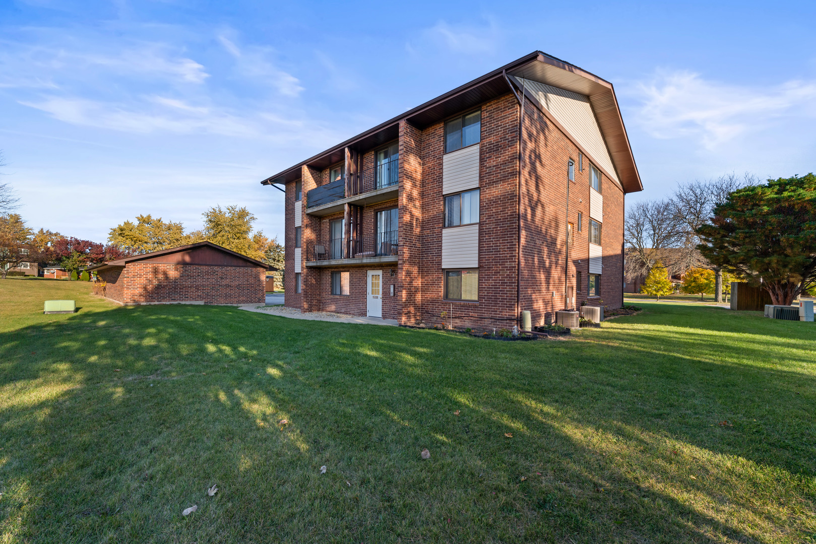15308 Treetop Drive Orland Park IL 60462
