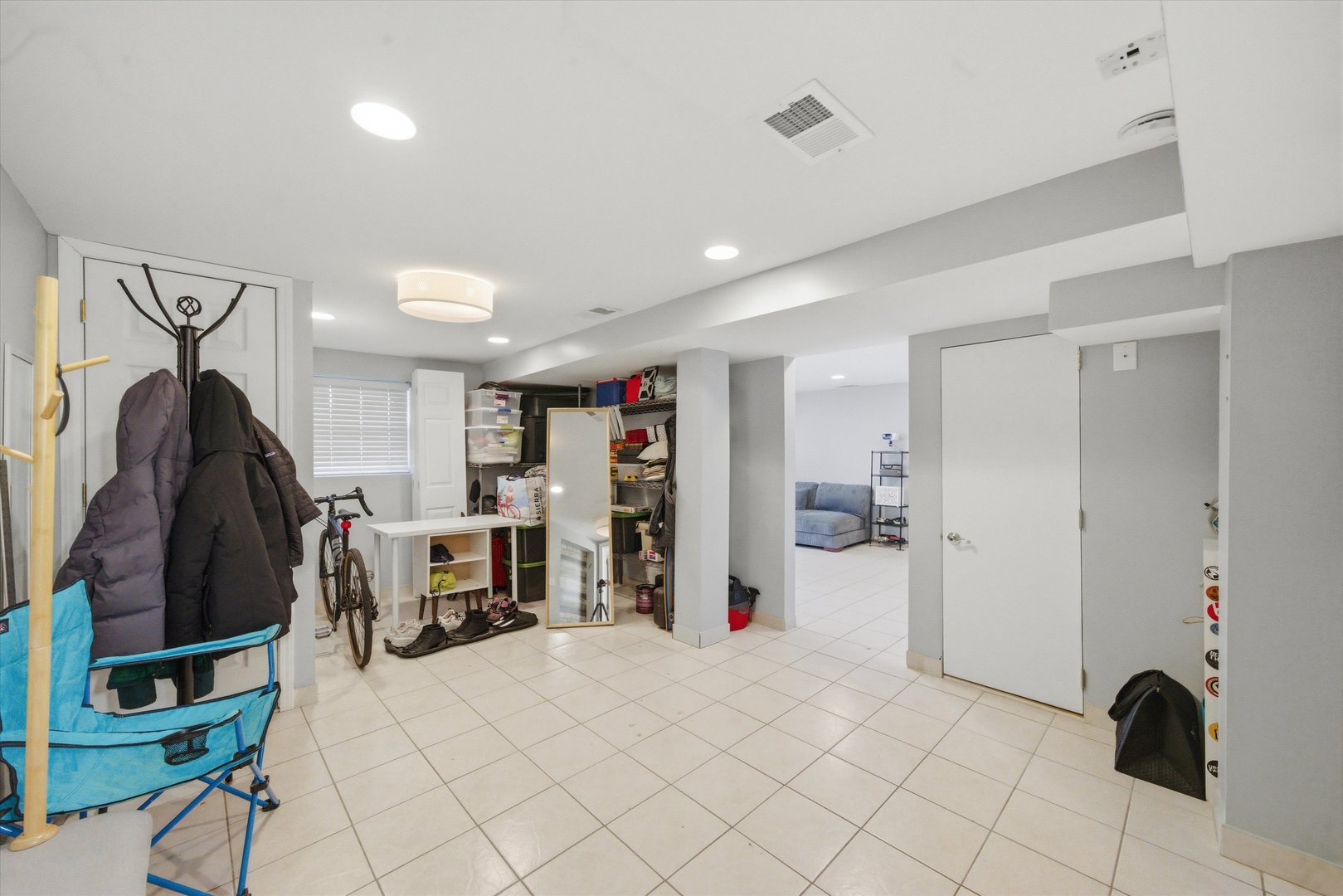 6157 North Richmond Street Chicago IL 60659