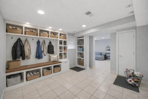 6157 North Richmond Street Chicago IL 60659
