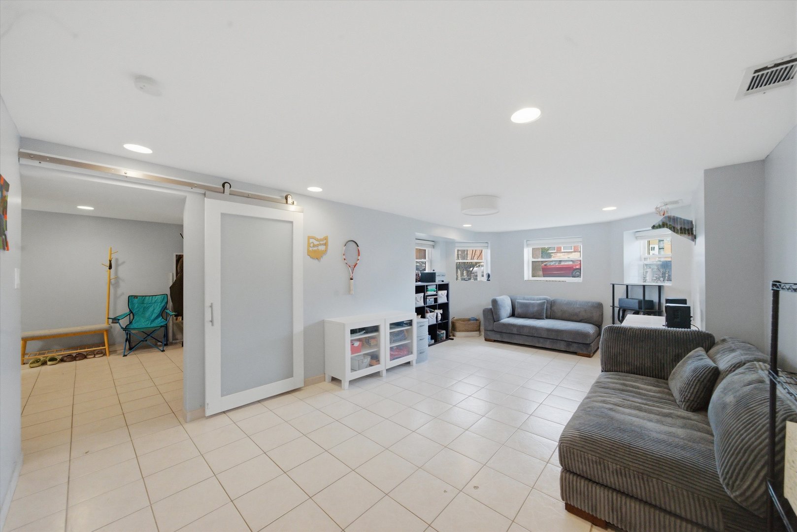 6157 North Richmond Street Chicago IL 60659