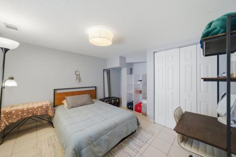 6157 North Richmond Street Chicago IL 60659