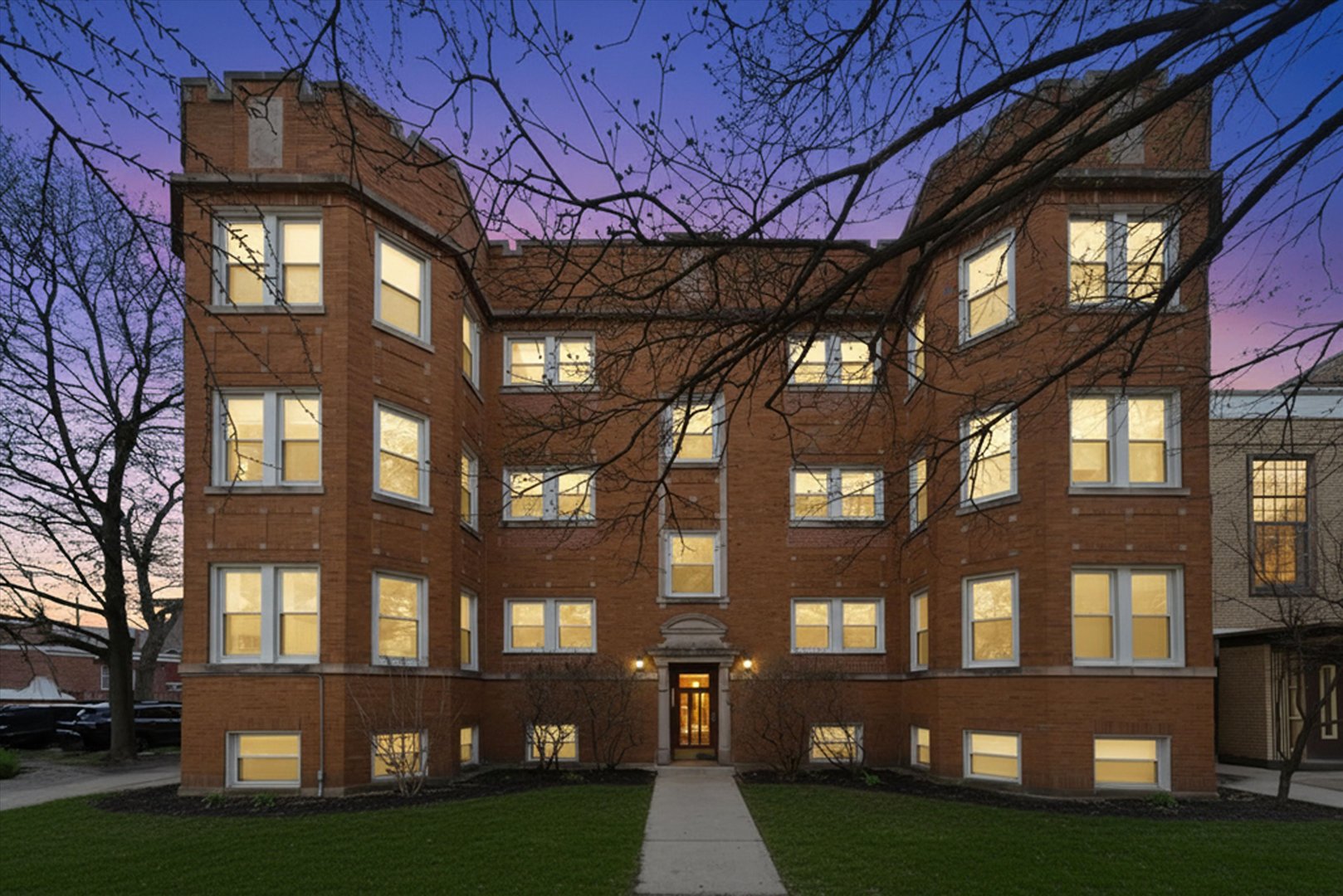 6157 North Richmond Street Chicago IL 60659