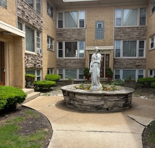 5457 West Edmunds Street Chicago IL 60630