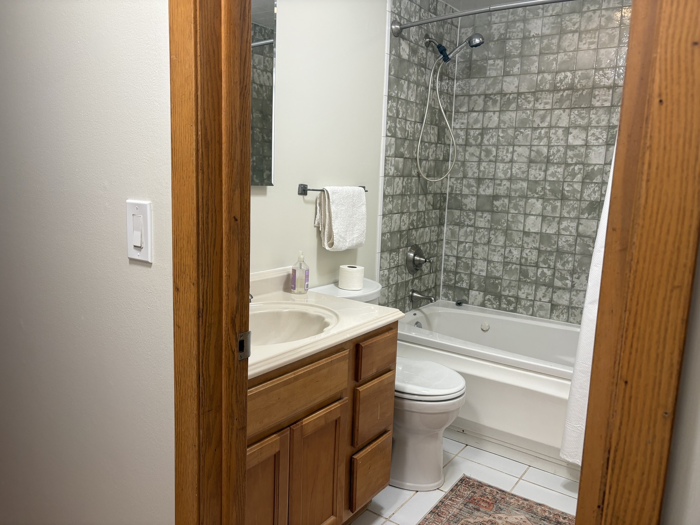 5457 West Edmunds Street Chicago IL 60630