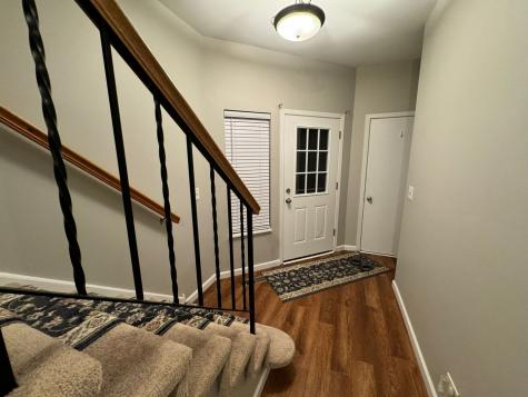 1619 Woodcrest Circle Mundelein IL 60060