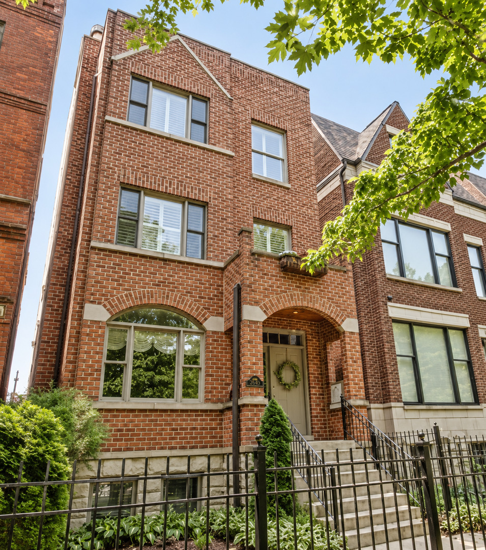 1517 West Adams Street Chicago IL 60607