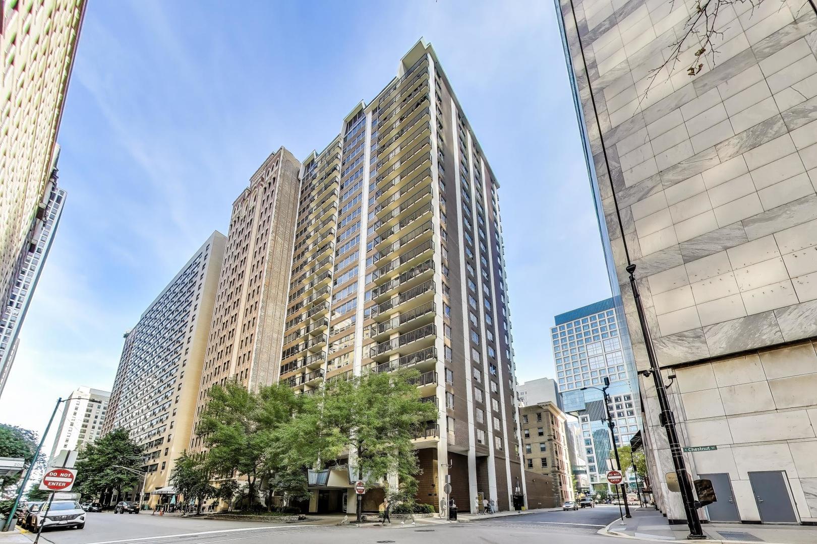 201 East Chestnut Street Chicago IL 60611