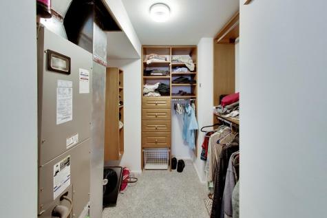 201 East Chestnut Street Chicago IL 60611