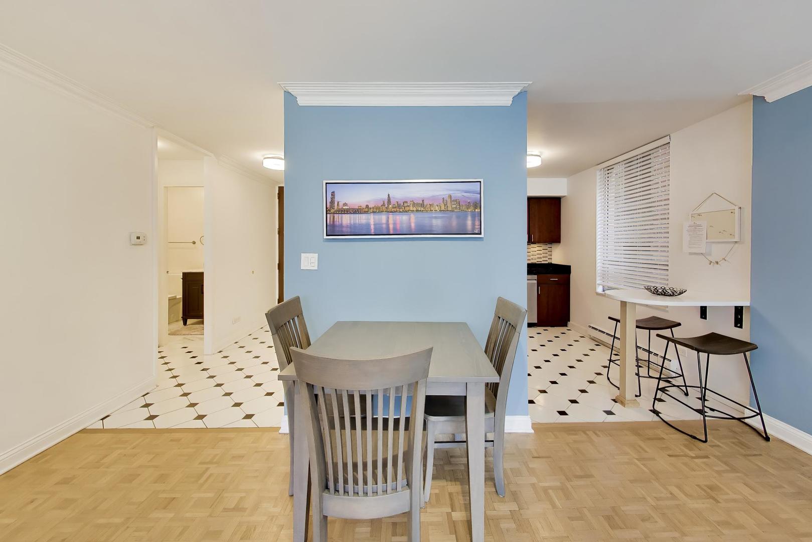 201 East Chestnut Street Chicago IL 60611