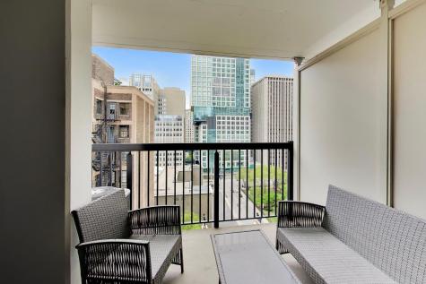 201 East Chestnut Street Chicago IL 60611