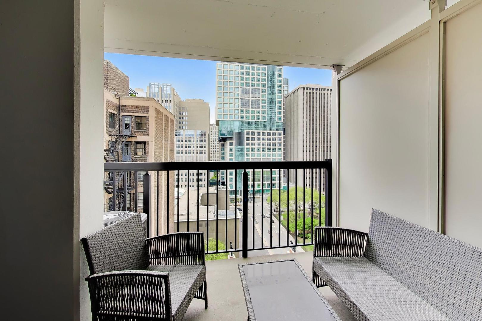 201 East Chestnut Street Chicago IL 60611