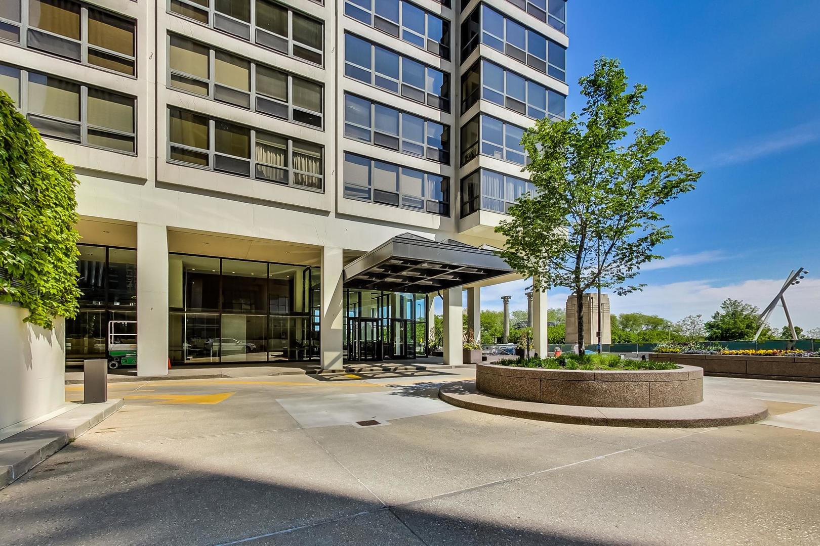 360 East Randolph Street Chicago IL 60601