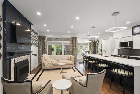 10317 South Longwood Drive Chicago IL 60643