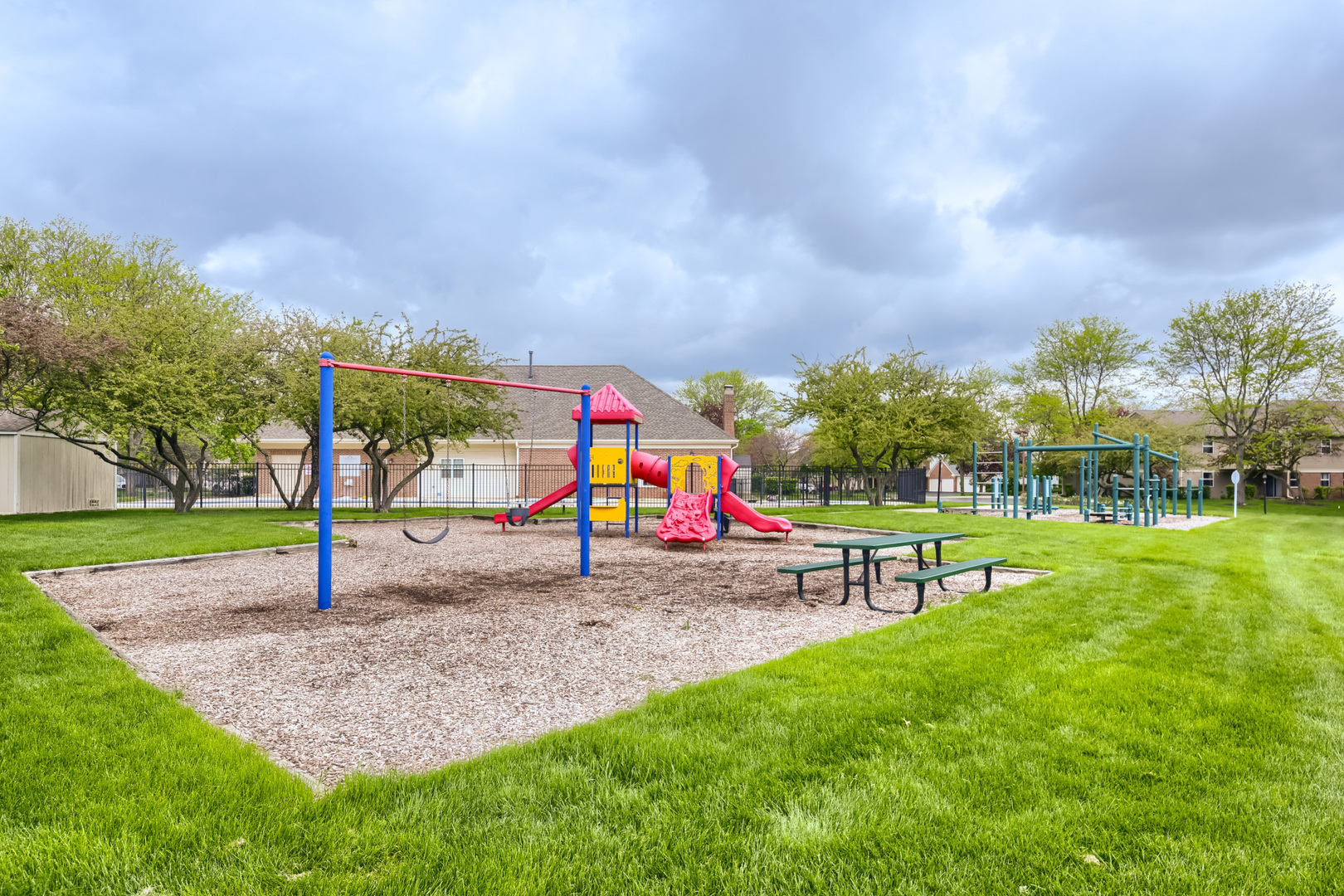 41 Ashburn Court Schaumburg IL 60193