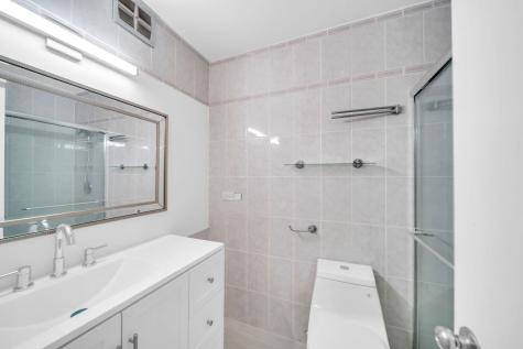 7033 North Kedzie Avenue Chicago IL 60645