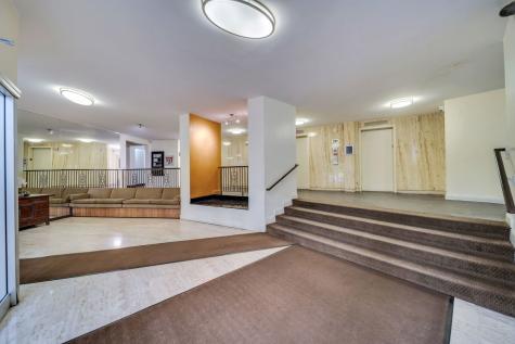 7033 North Kedzie Avenue Chicago IL 60645