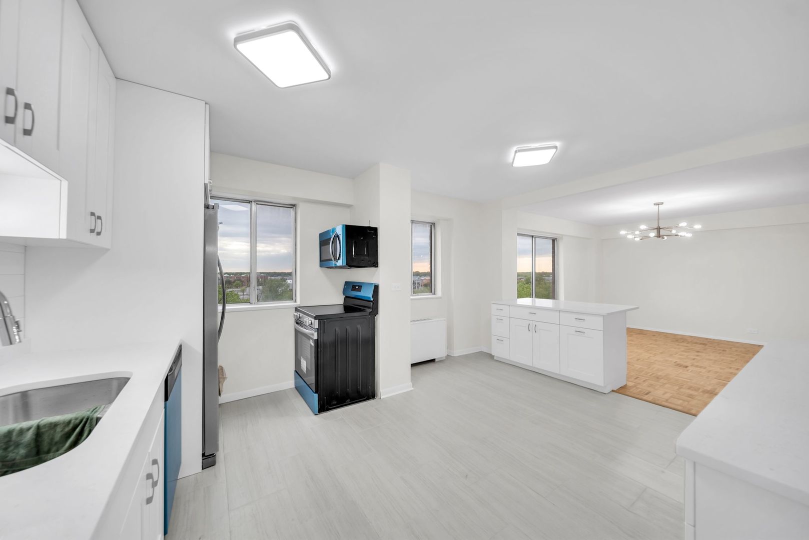 7033 North Kedzie Avenue Chicago IL 60645