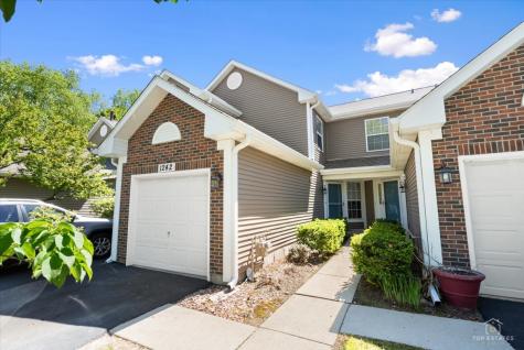1242 Shawford Way Elgin IL 60120
