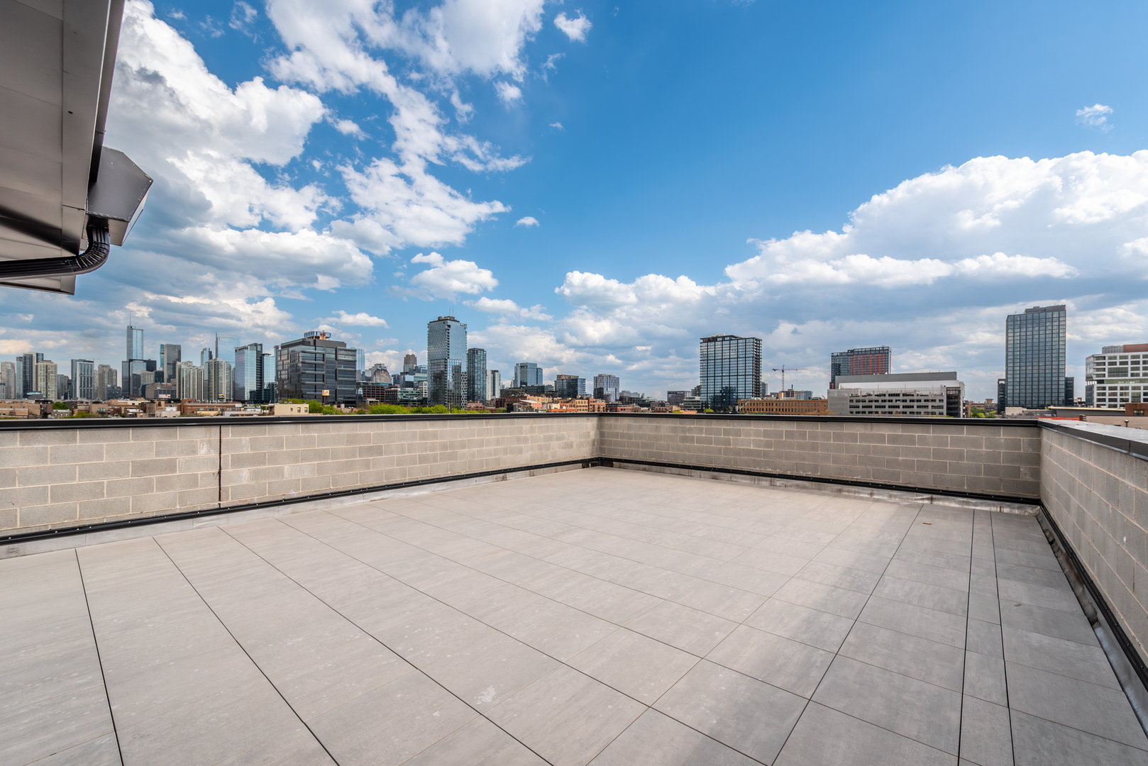 1347 West Grand Avenue Chicago IL 60642