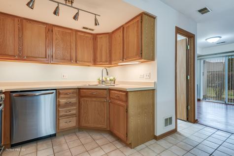 5614 West Von Avenue Monee IL 60449