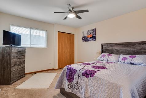 5614 West Von Avenue Monee IL 60449