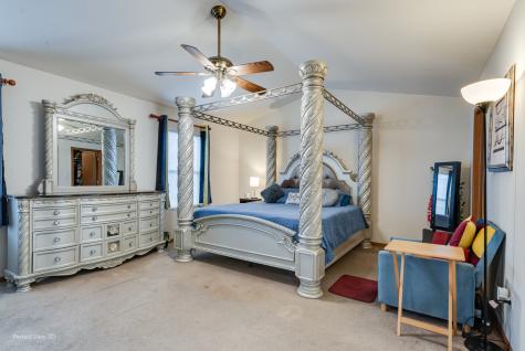5614 West Von Avenue Monee IL 60449