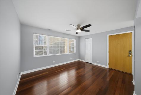 1937 West Pratt Boulevard Chicago IL 60626
