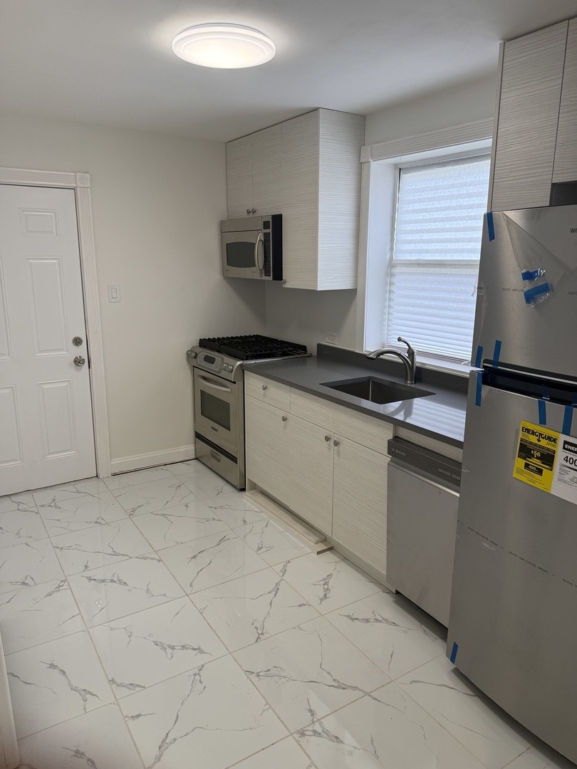 1747 West 95th Place Chicago IL 60643