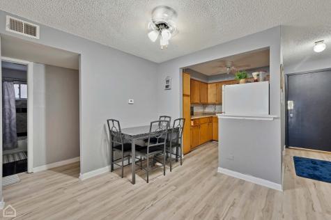 9708 Nottingham Avenue Chicago Ridge IL 60415