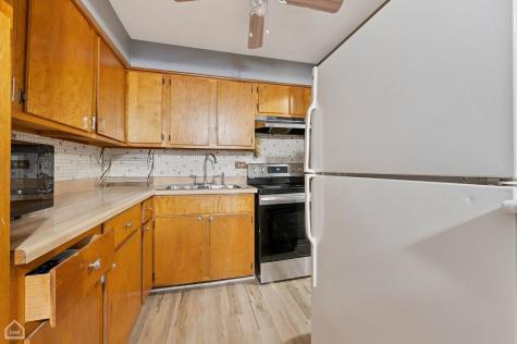 9708 Nottingham Avenue Chicago Ridge IL 60415