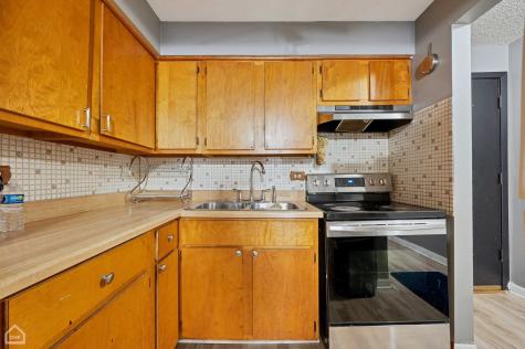 9708 Nottingham Avenue Chicago Ridge IL 60415
