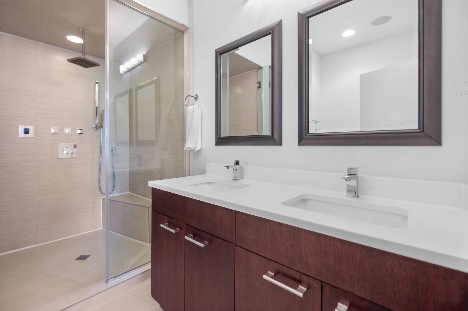 1536 West Walton Street Chicago IL 60642