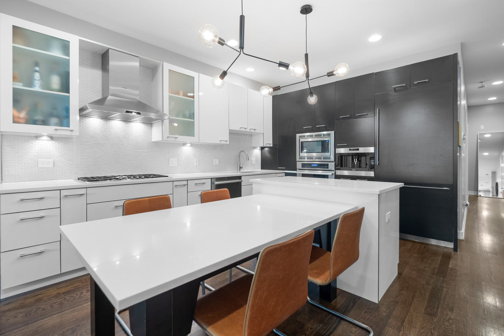 1536 West Walton Street Chicago IL 60642