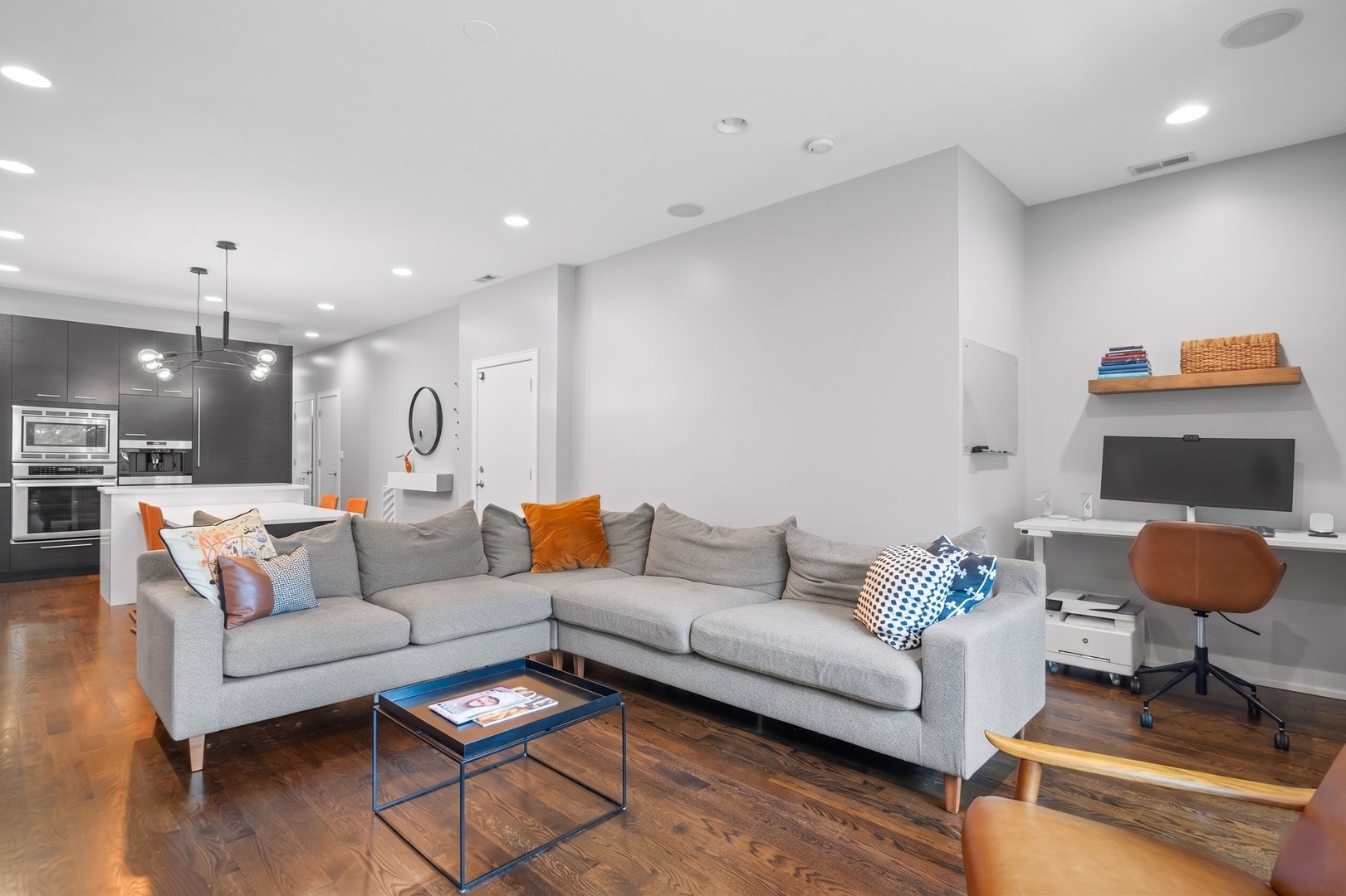 1536 West Walton Street Chicago IL 60642
