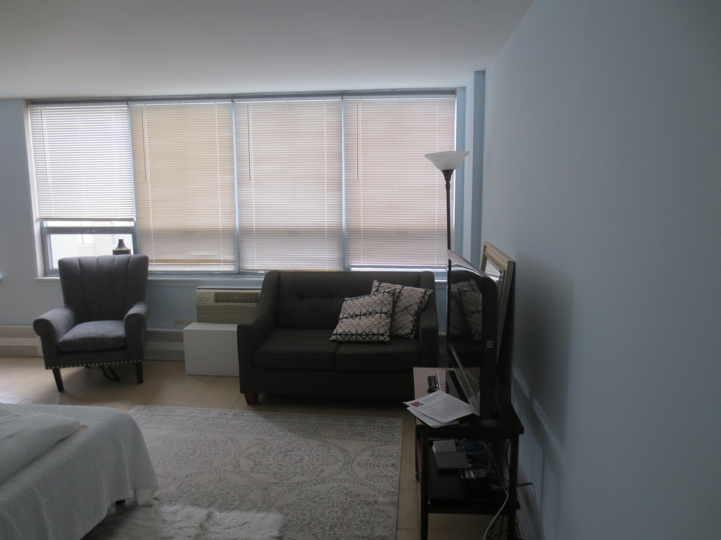 6171 North Sheridan Road Chicago IL 60660