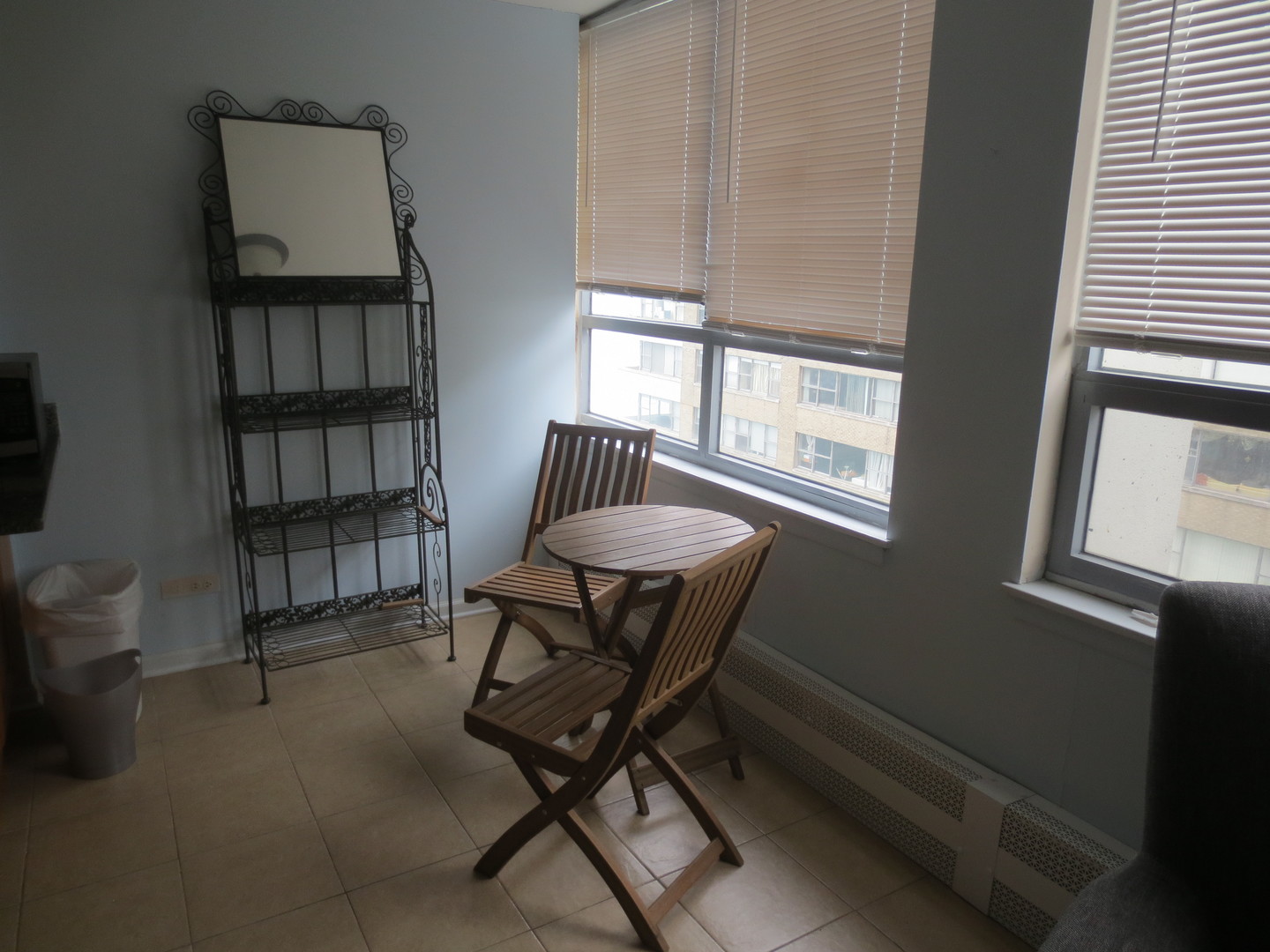6171 North Sheridan Road Chicago IL 60660