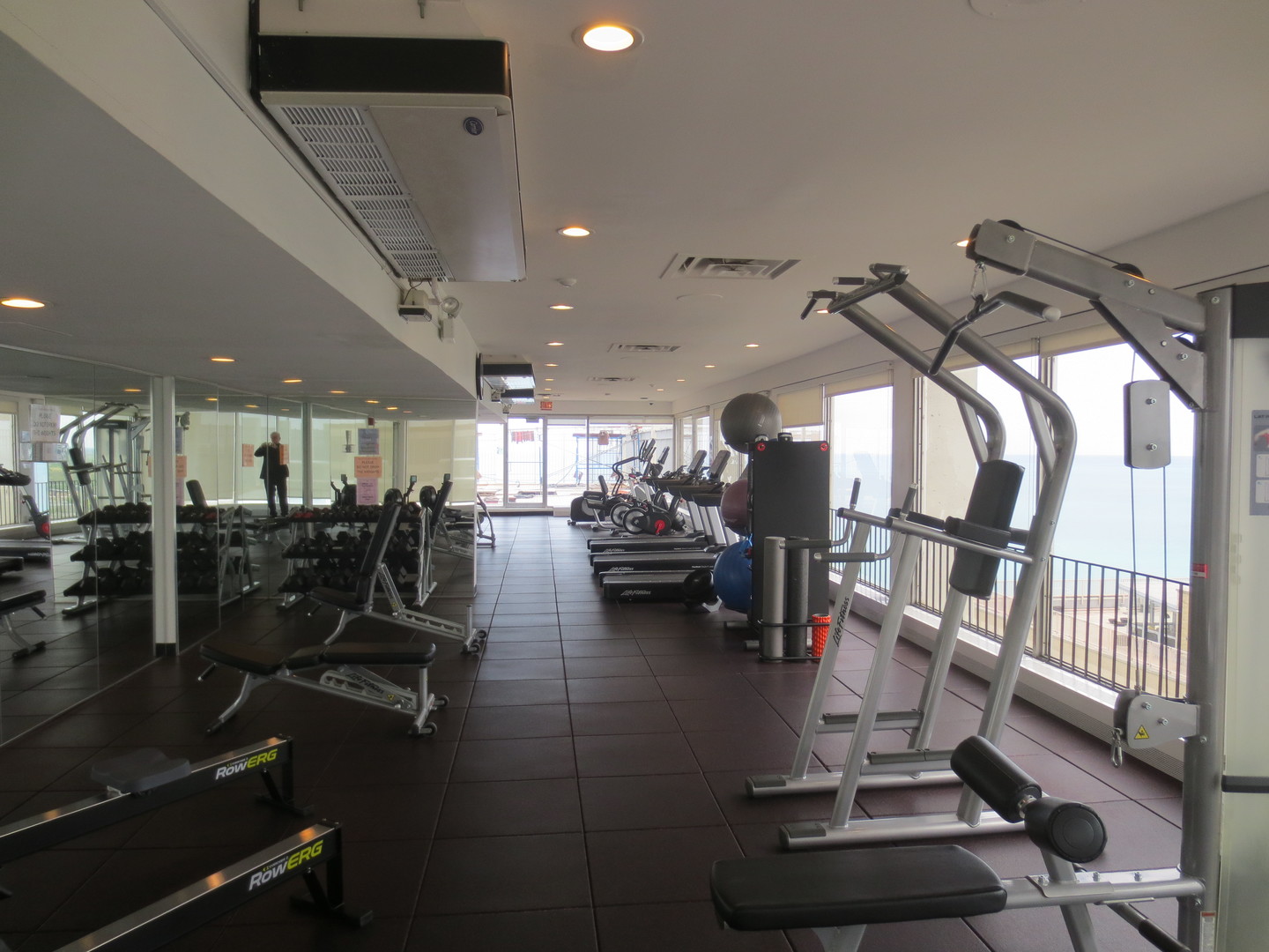 6171 North Sheridan Road Chicago IL 60660