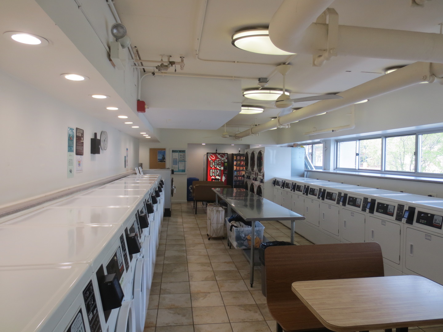 6171 North Sheridan Road Chicago IL 60660