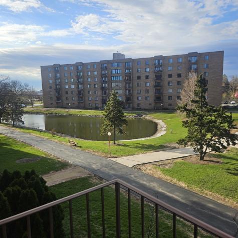 1717 West Crystal Lane Mount Prospect IL 60056