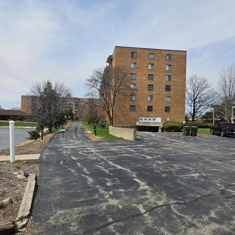 1717 West Crystal Lane Mount Prospect IL 60056